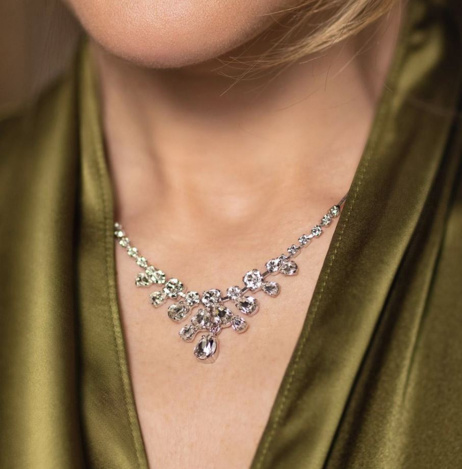 Halsband "Daphne Necklace / Crystal Silver" -Caroline Svedbom - Bild 2