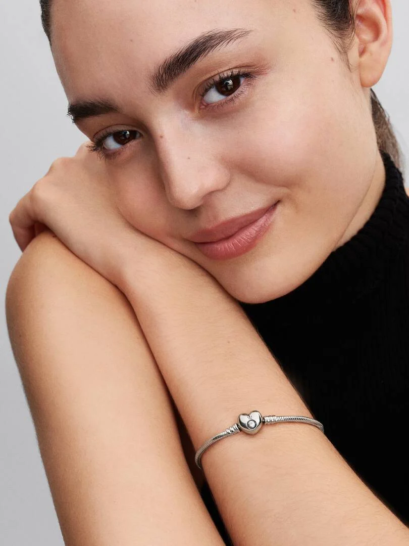 Pandora "Moments ormkedjearmband med hjärtformat lås Sterlingsilver" - Armband - Bild 2